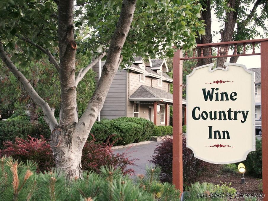 Wine Country Inn Jacksonville Exterior foto