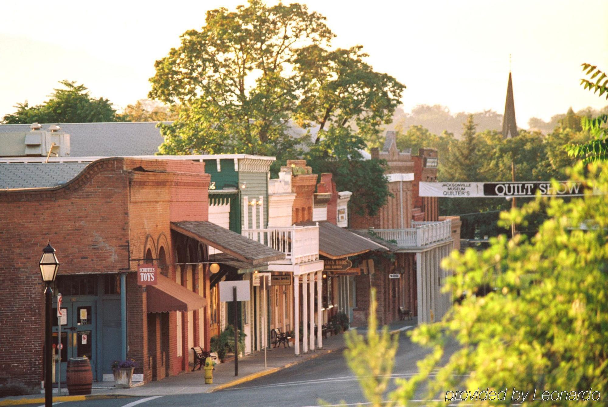 Wine Country Inn Jacksonville Servicios foto